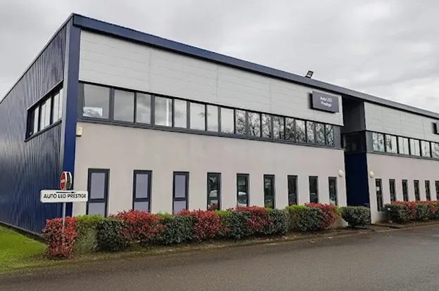 magasin d'eclairage automobile à  Herblay près d'Argenteuil dans le Val-d'Oise 95